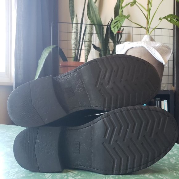 Frye Veronica Combat Boots - Black Vintage Leather - Size 7 - Picture 8 of 13